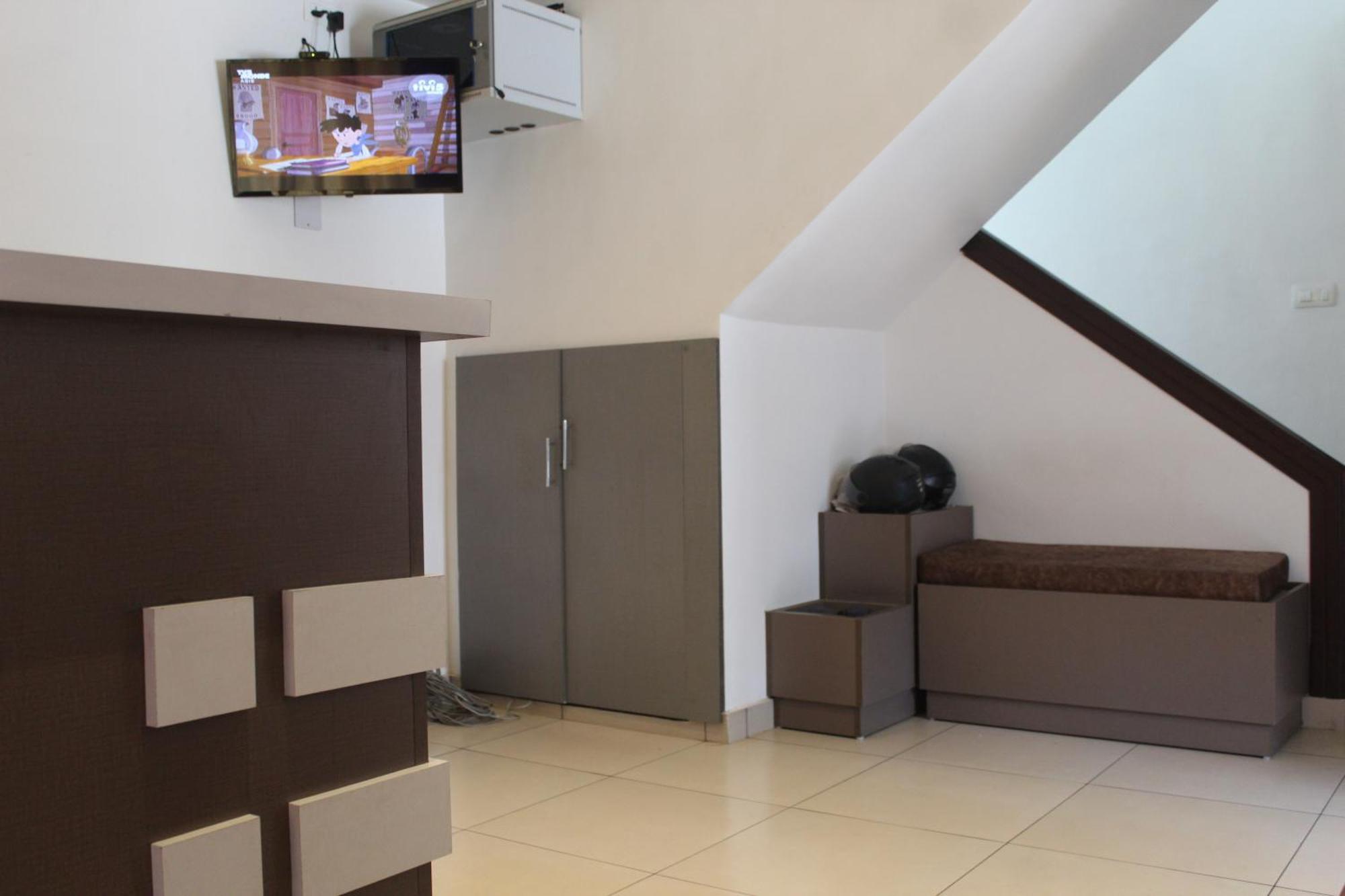 Anna Hotel Thiruvananthapuram Екстер'єр фото